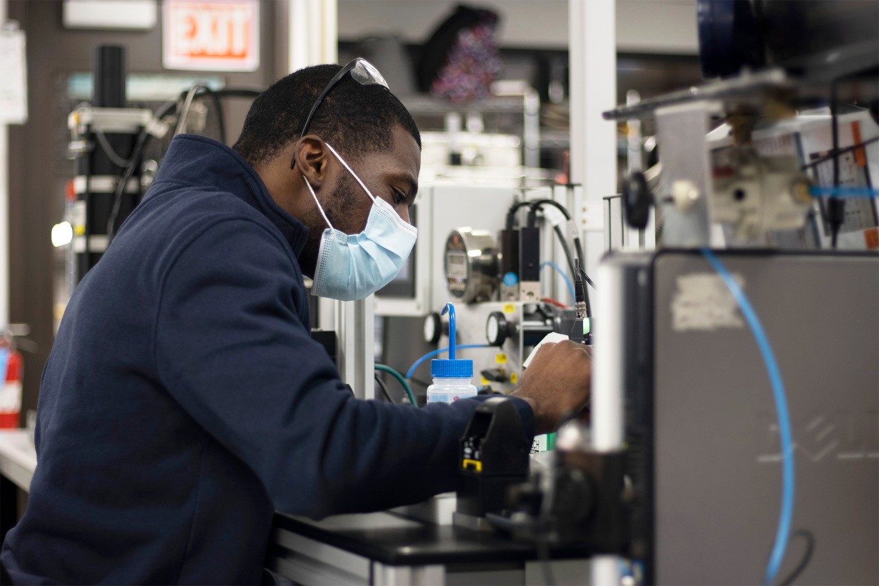 Quality Engineer Darphens Rene working in column assembly